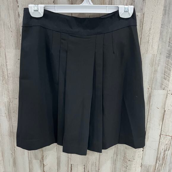 Gap Black Pleated Mini Skirt - Preppy Academic Style - Size 0 - Picture 1 of 7